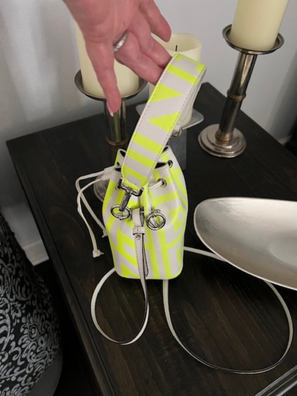 Fendi x Marc Jacobs Mon Tresor Mini Bucket Bag White Neon FF Leather Silver HW - Picture 4 of 14